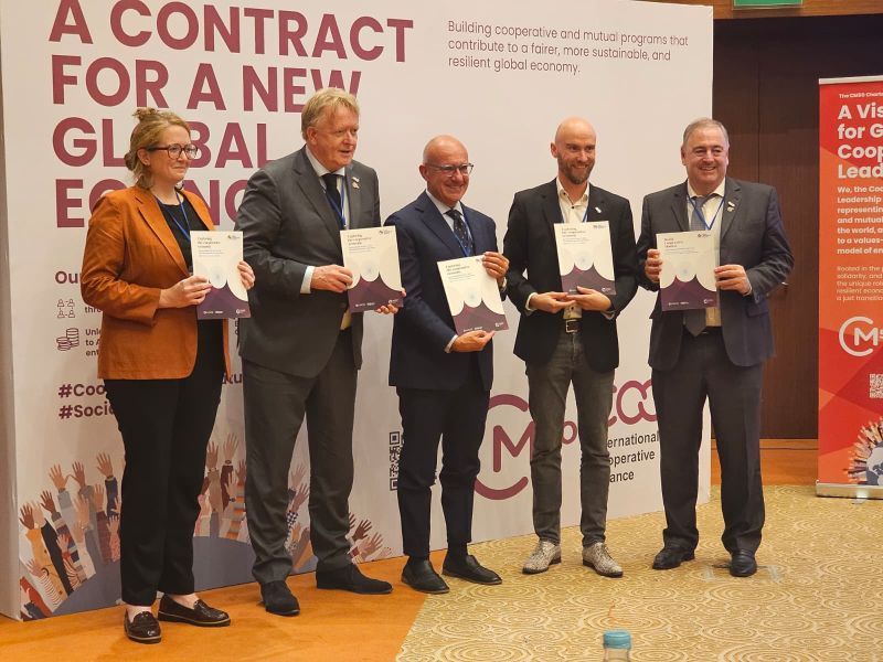 Rebecca Harvey, Jeroen Douglas, Gianluca Salvatori, Thomas Blondeel and Ariel Guarco 